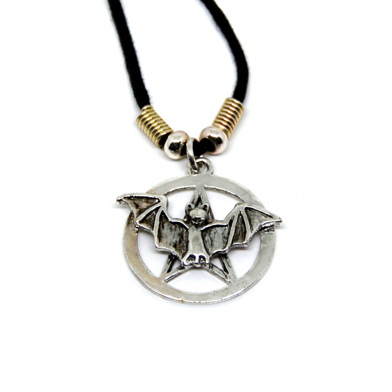 Pendentif pentacle et chauve souris